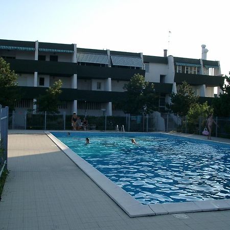 Residence Molo Lido delle Nazioni Exterior foto